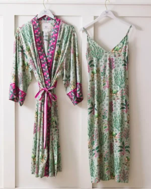 Bundles | Luxe Satin<Printfresh Camel's Courtyard - Satin Chic to Sleep Nightie and Satin Robe Set - Avocado
