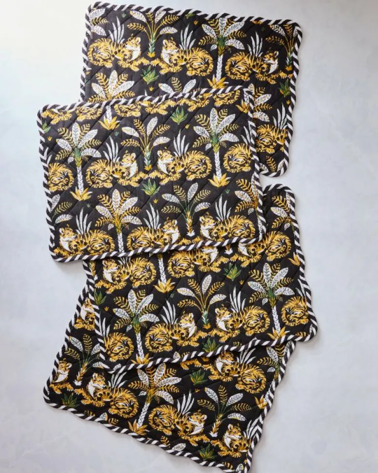 Tabletop<Printfresh Untamed Tiger - Quilted Scalloped Placemat Set - Gold Ink GoldInk